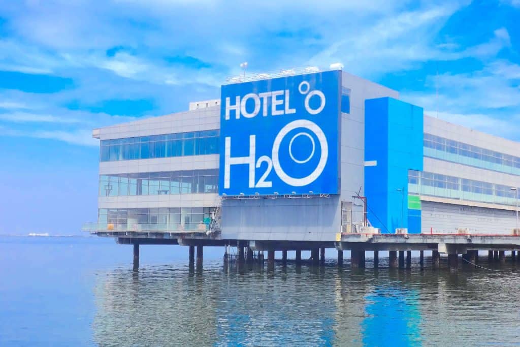 Manila Ocean Park H2O Hotel