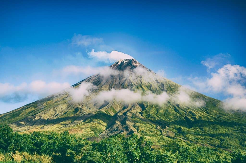 Mayon Volcano Nearby Attractions