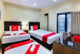 RedDoorz Plus Near Johnson and Johnson Paranaque