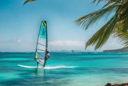 Try Wingfoiling in Boracay