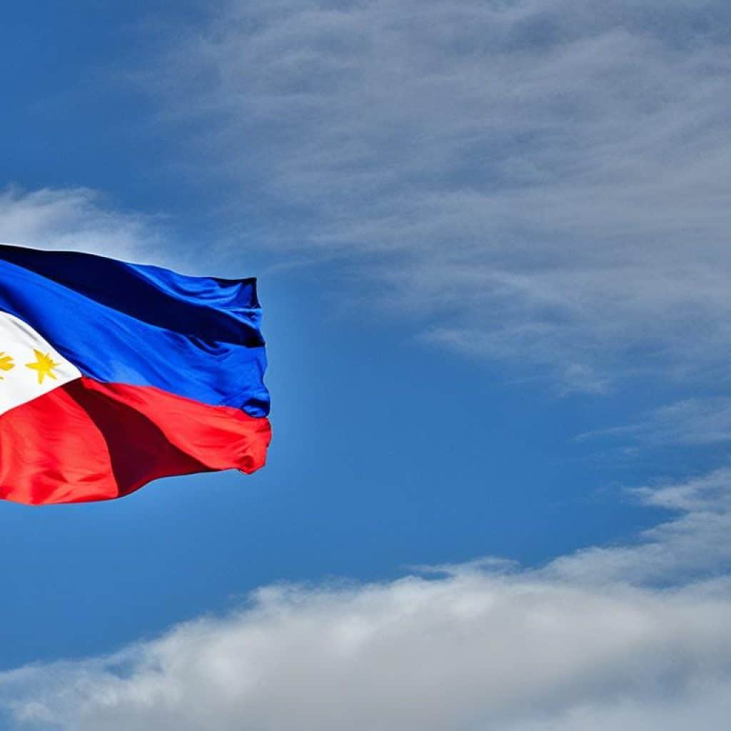 symbolism of the Philippine flag