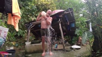 Foreigners first bath in the province. Video